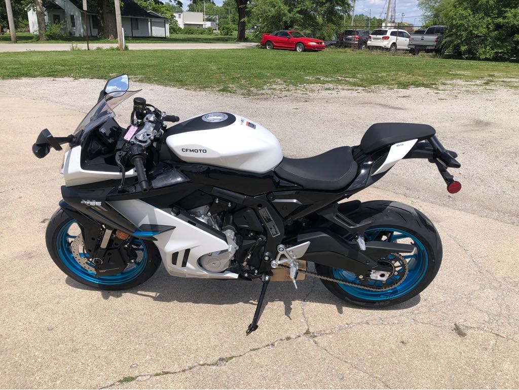 2025 CFMOTO 450SS - Photo 7