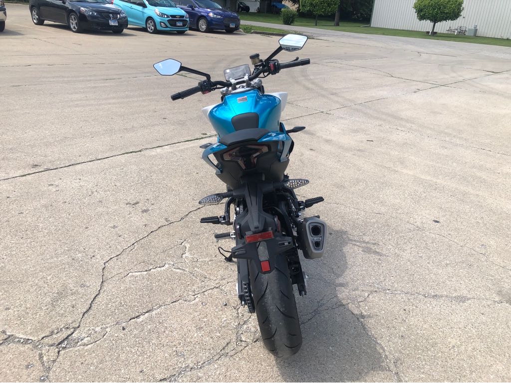 2025 CFMOTO 450 NK - Photo 6
