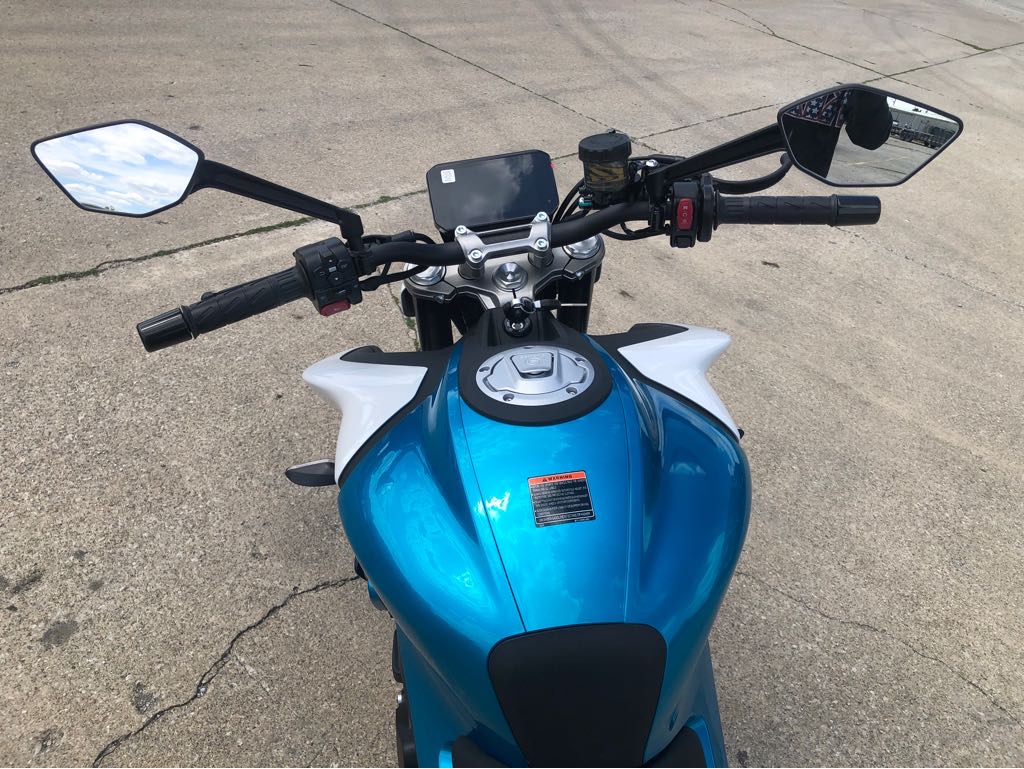 2025 CFMOTO 450 NK - Photo 12