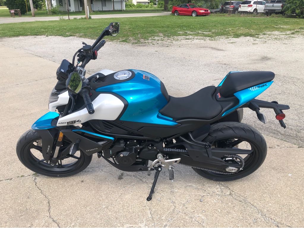 2025 CFMOTO 450 NK - Photo 7