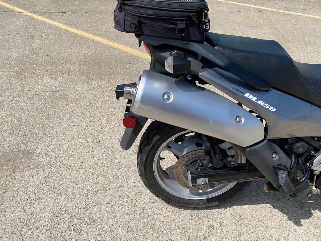2009 Suzuki V-STROM 650 ABS - Photo 2