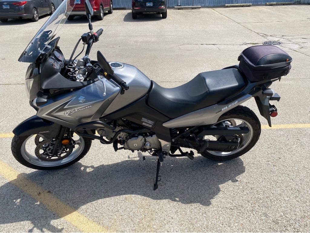 2009 Suzuki V-STROM 650 ABS - Photo 8