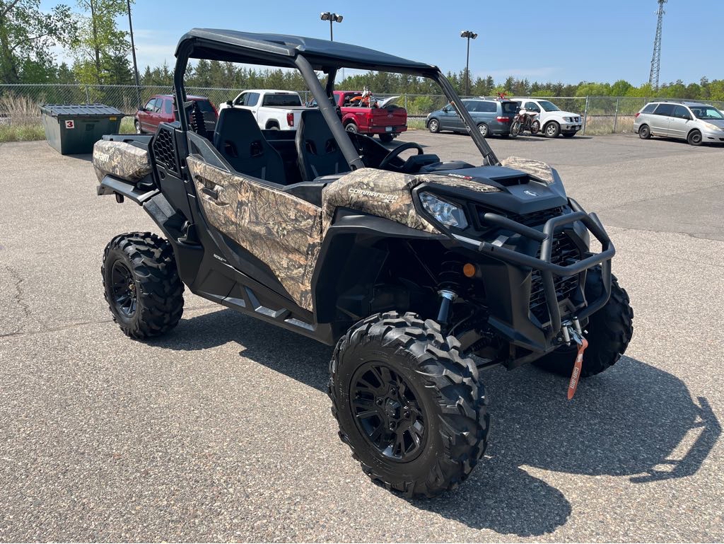 2023 Can-Am COMMANDER XT 1000R - Photo 4
