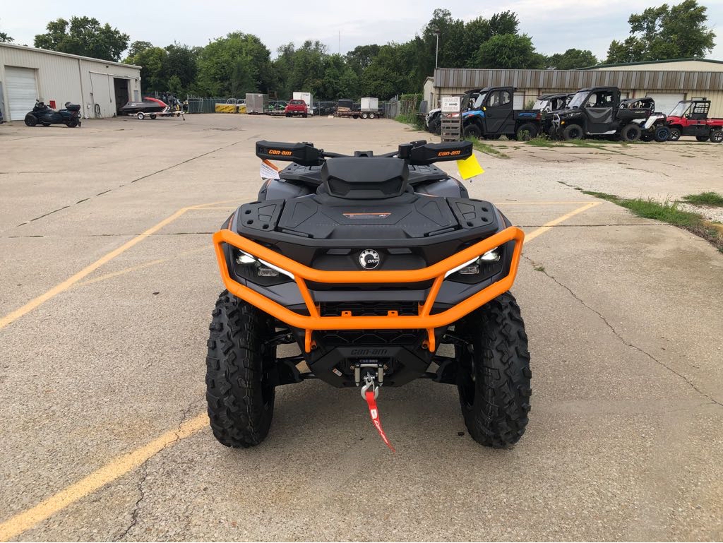 2025 Can-Am OUTLANDER XT-P 1000R - Photo 9