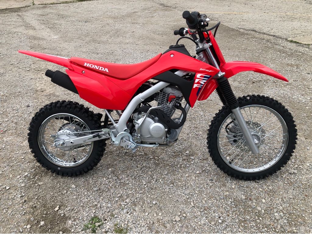 2025 Honda CRF 125F - Photo 2