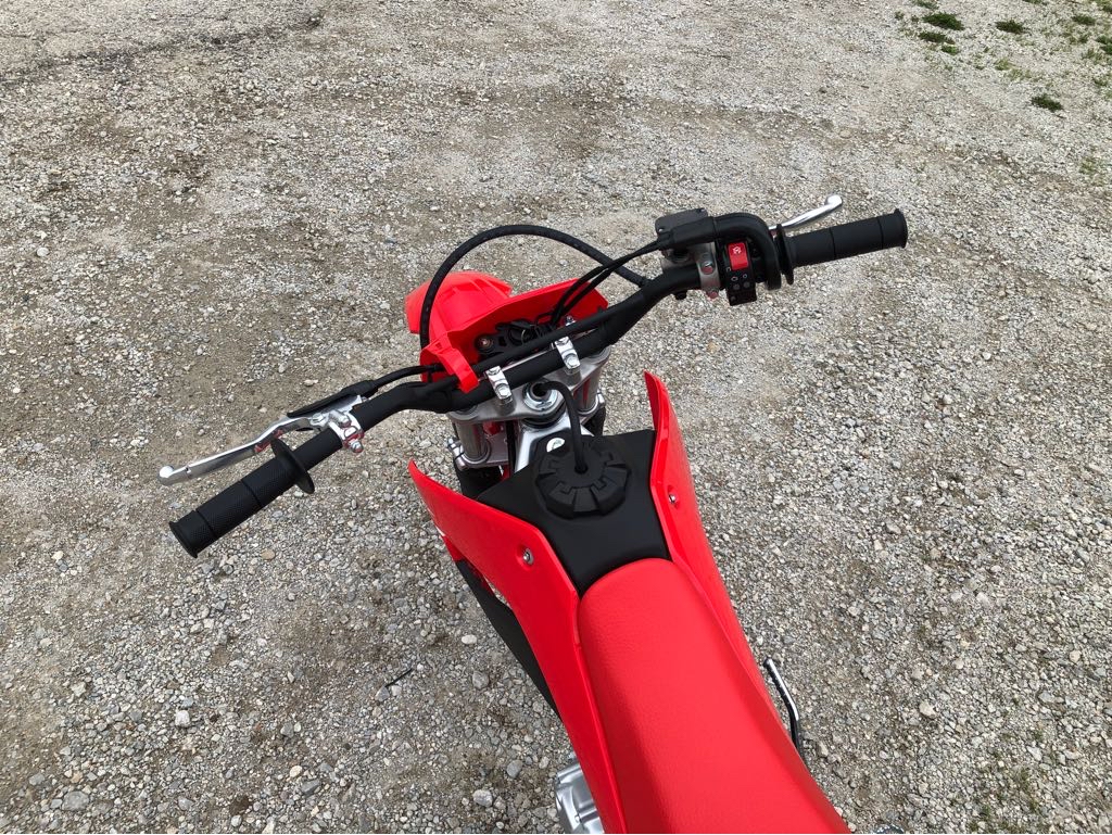 2025 Honda CRF 125F - Photo 12