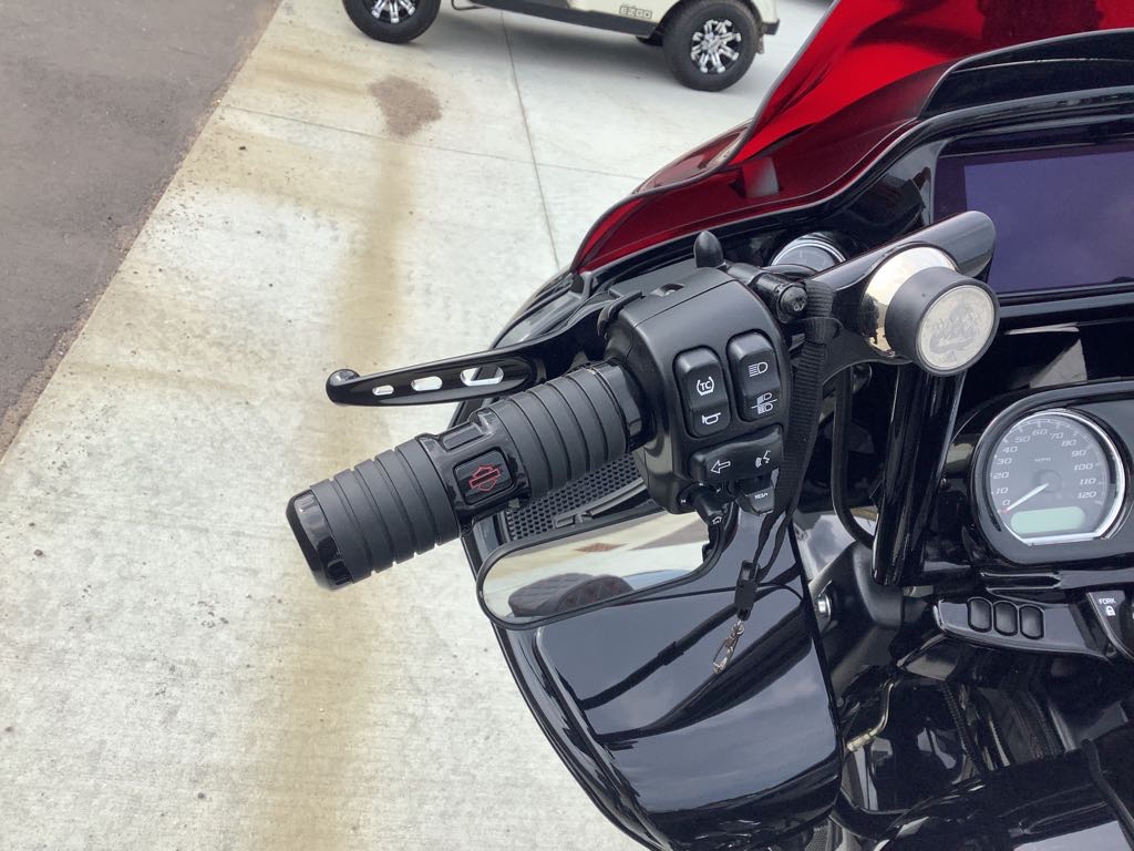2022 Harley-Davidson® Road Glide® Special Vivid Black (Black Finish) - Photo 9