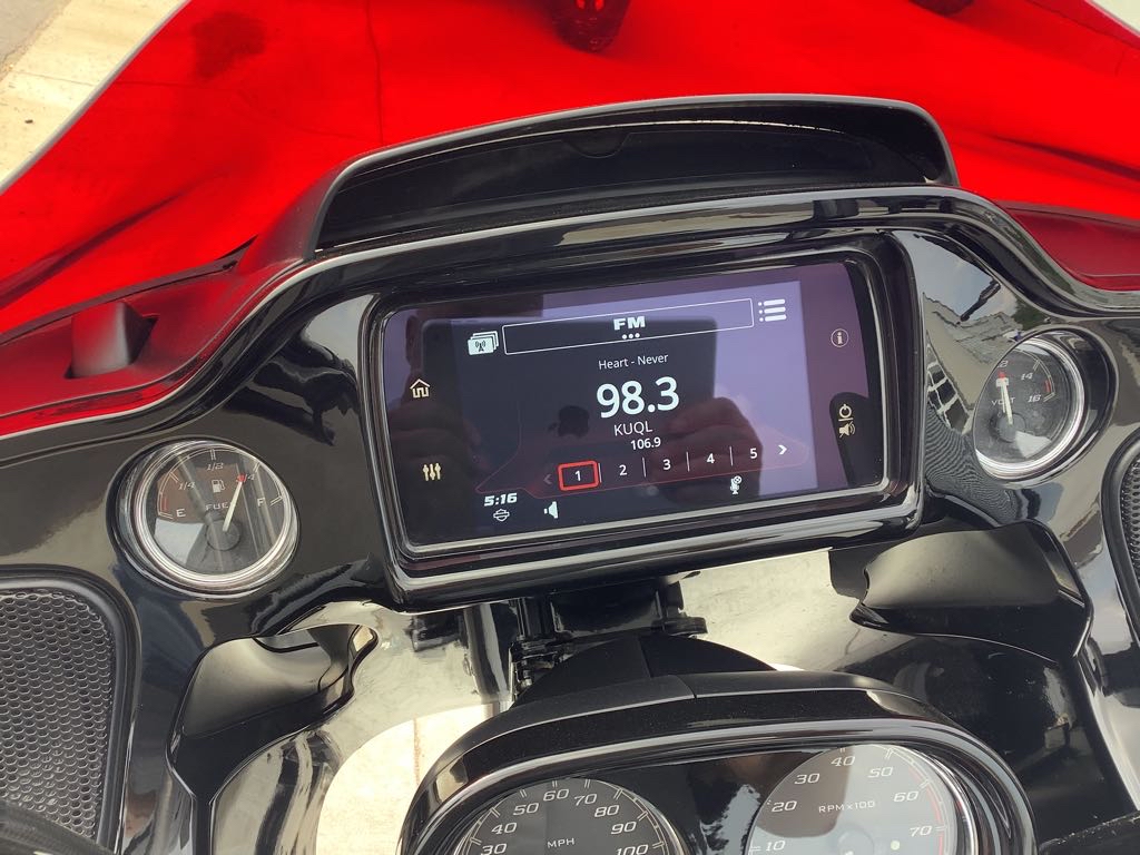 2022 Harley-Davidson® Road Glide® Special Vivid Black (Black Finish) - Photo 11