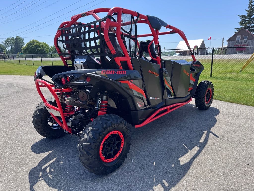 2017 Can-Am **DEAL OF THE WEEK** Maverick MAX Xrs TURBO - Photo 3