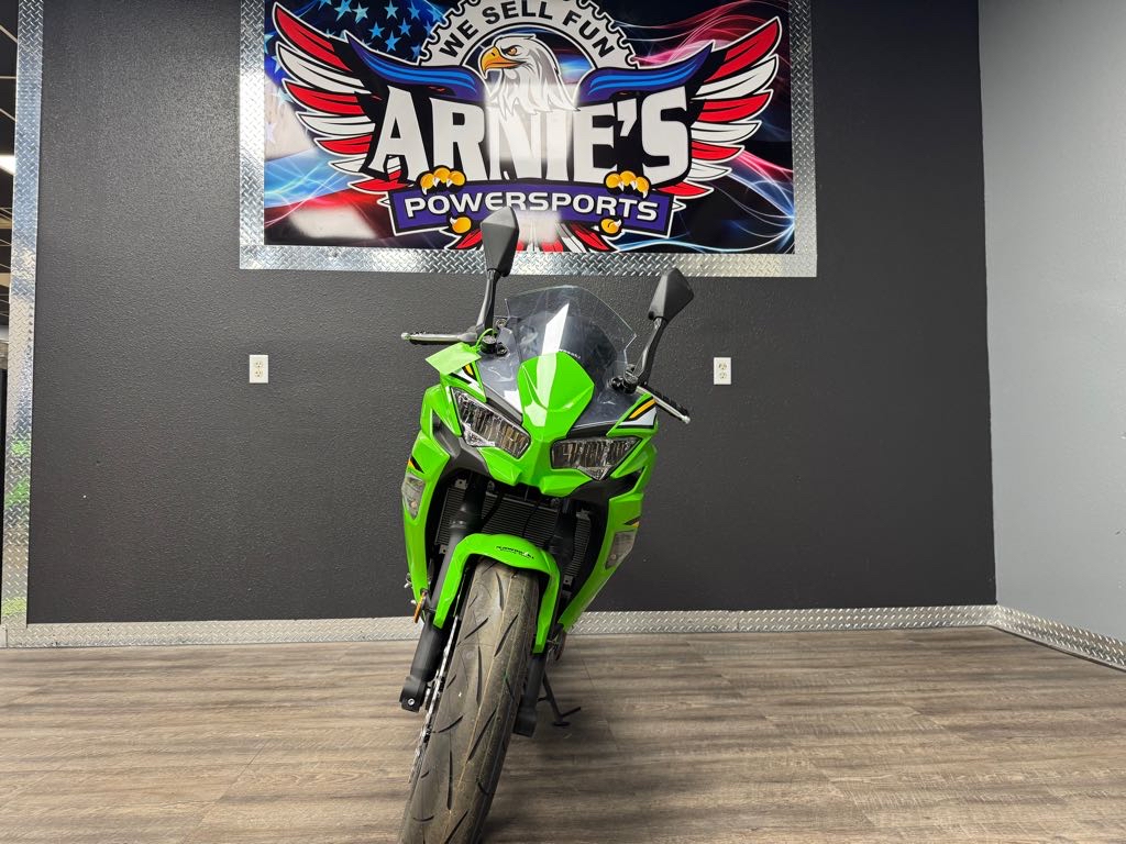 2025 Kawasaki Ninja® 650 ABS KRT Edition - Photo 2