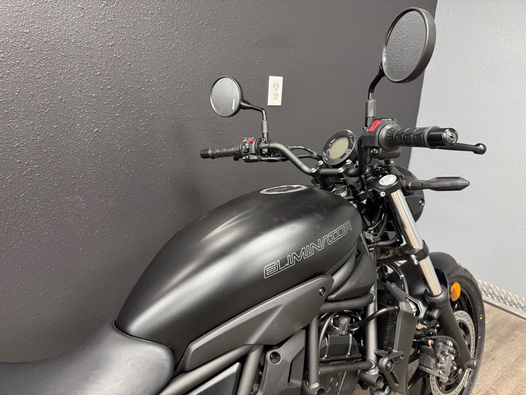 2025 Kawasaki Eliminator® ABS - Photo 3