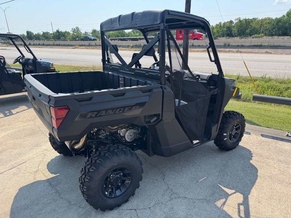 2025 Polaris Ranger® 1000 Premium - Photo 2