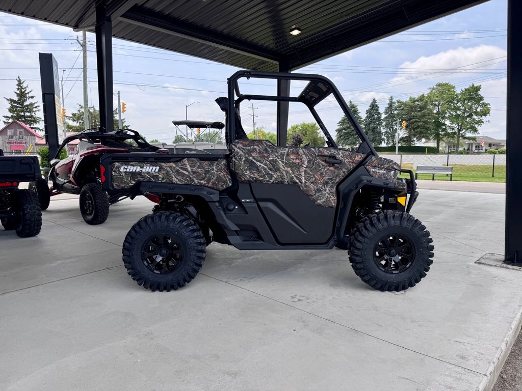 2025 Can-Am Defender X mr HD10 - Photo 4