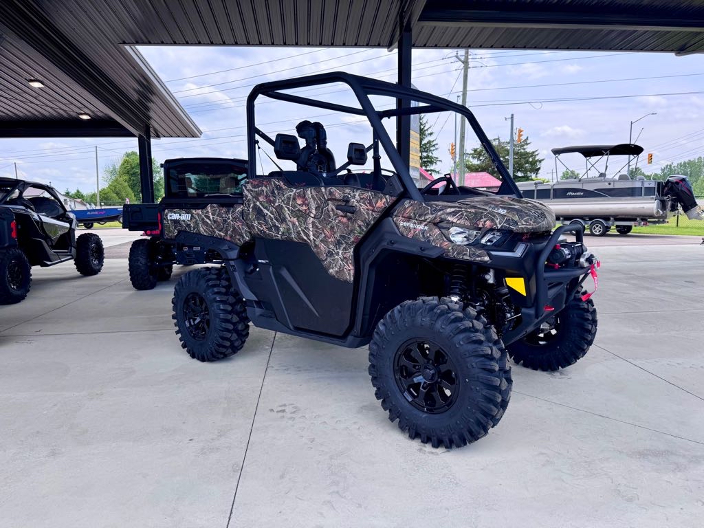 2025 Can-Am Defender X mr HD10 - Photo 2