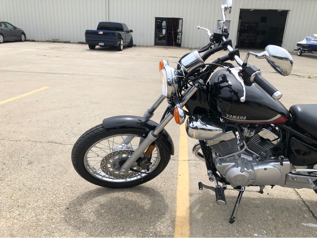 2025 Yamaha V STAR 250 - Photo 8