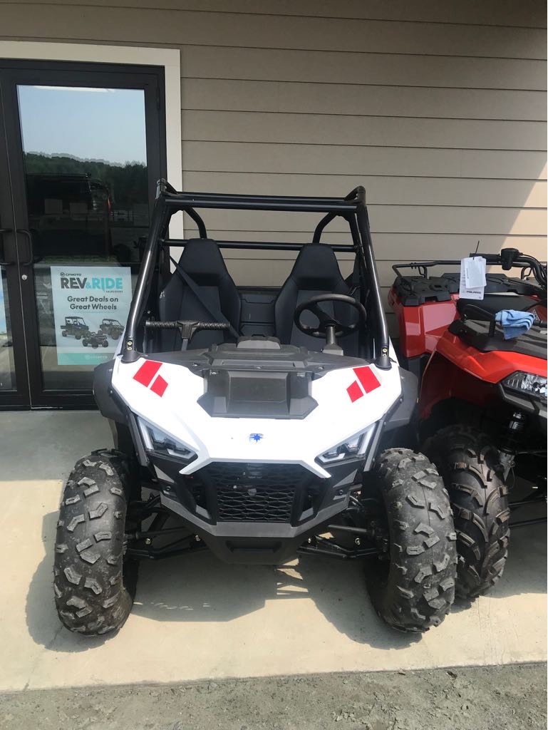 2022 Polaris RZR 200 - Photo 2