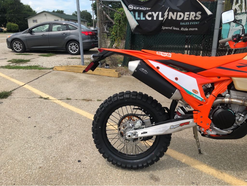 2025 KTM 350 EXC-F  CHAMPION EDITION - Photo 4
