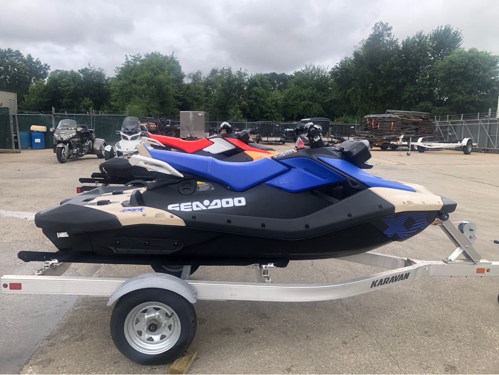 2025 Sea-Doo SPARK FOR 3 -  TRIXX SOUND SYSTEM - Photo 10