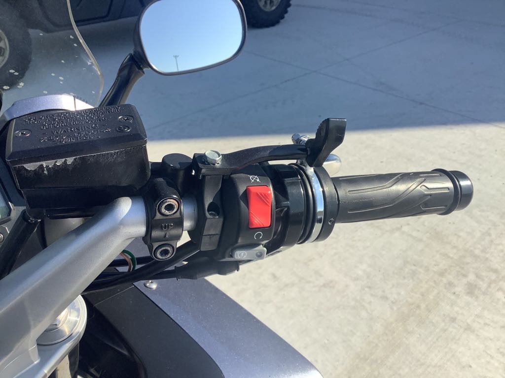 2004 Yamaha FJR1300 - Photo 9