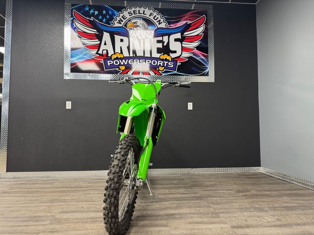 2025 Kawasaki KX™ 450X - Photo 2