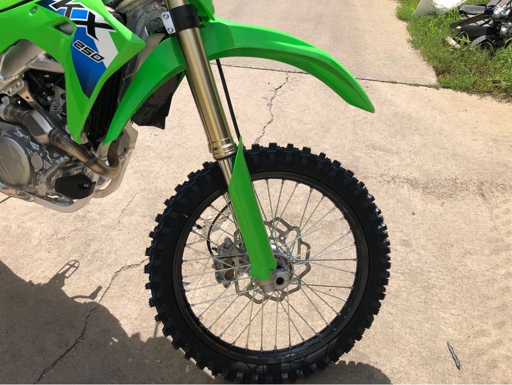 2026 Kawasaki KX 250 - Photo 10