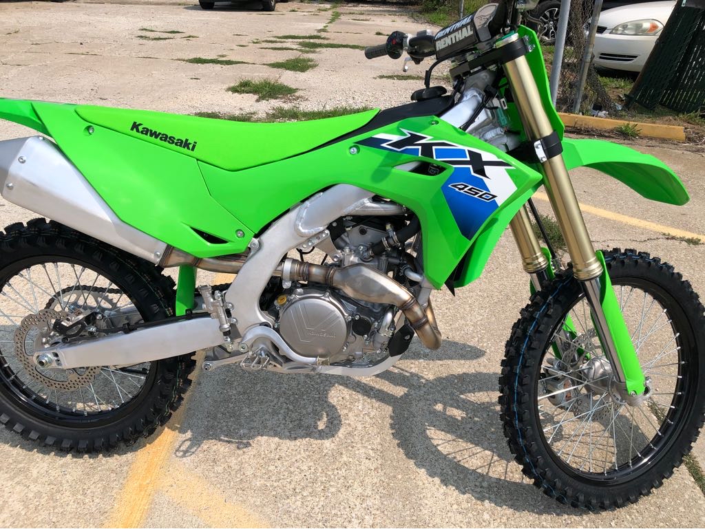 2026 Kawasaki KX 450 - Photo 3