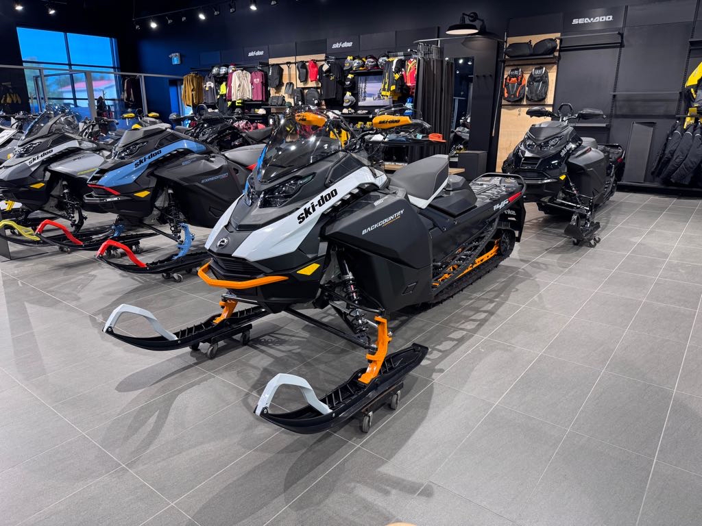 2026 Ski-Doo Backcountry Adrenaline 850 E-TEC 146 with a PowederMax 2.0" - Photo 2