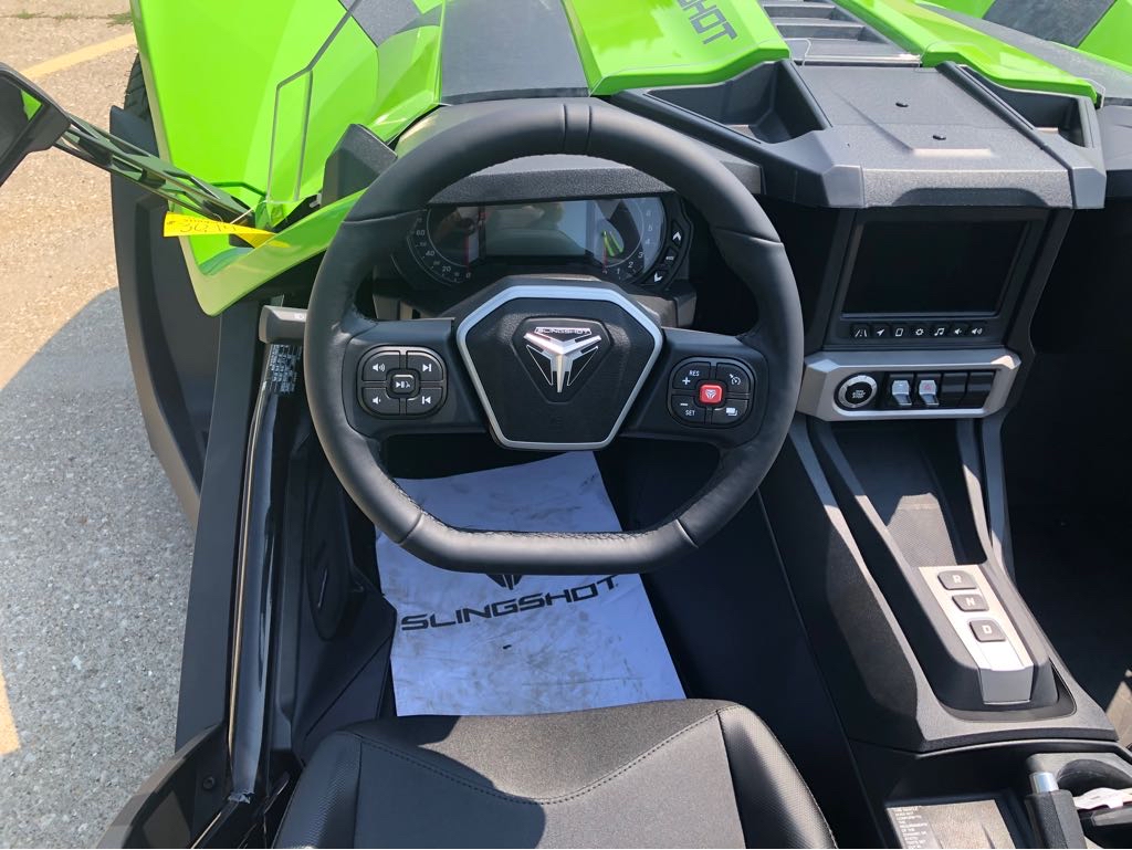 2025 Slingshot SLINGSHOT SL AUTODRIVE - Photo 9