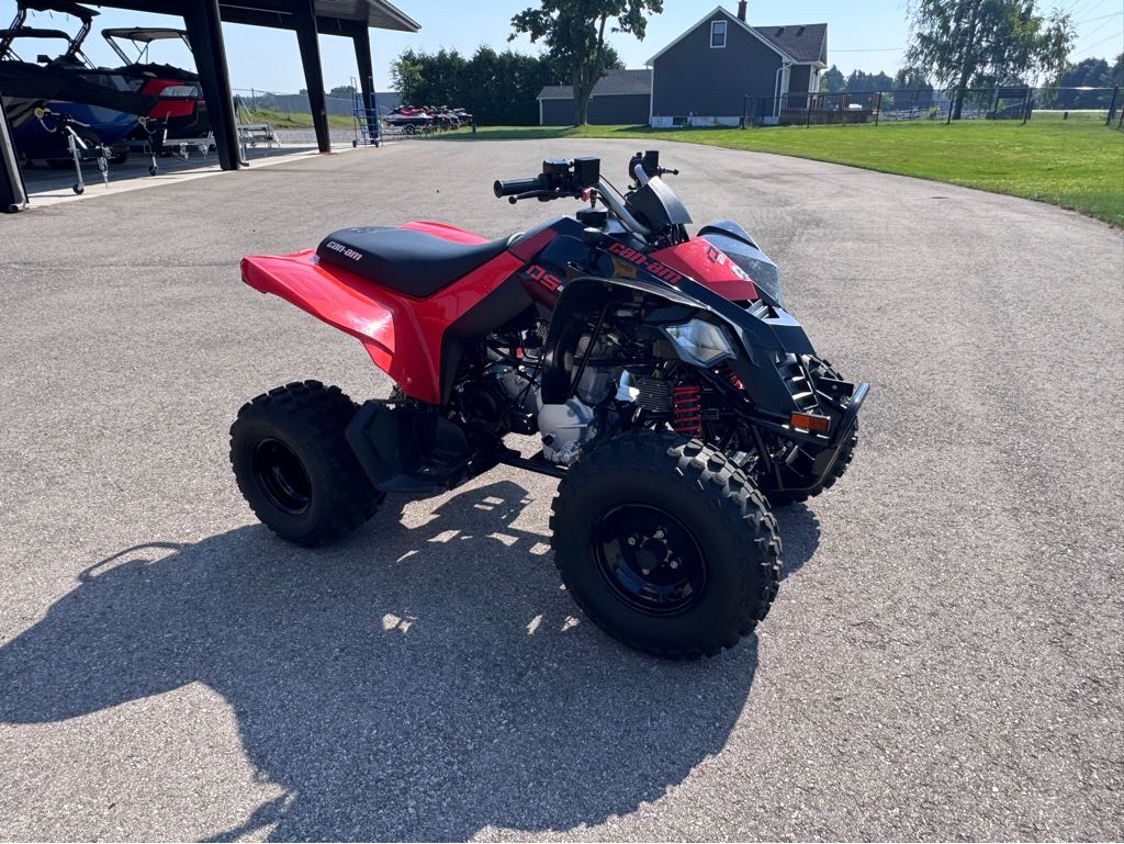 2025 Can-Am DS 250 - Photo 2