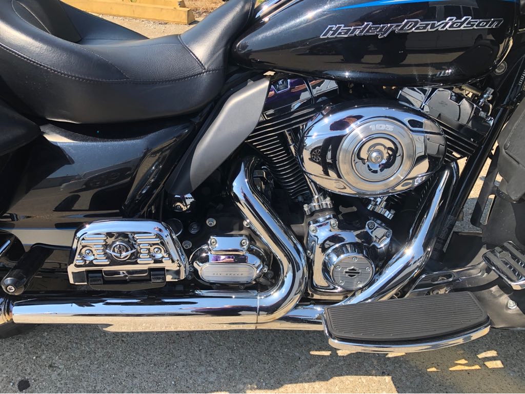 2013 Harley-Davidson® ROAD GLIDE ULTRA - Photo 4