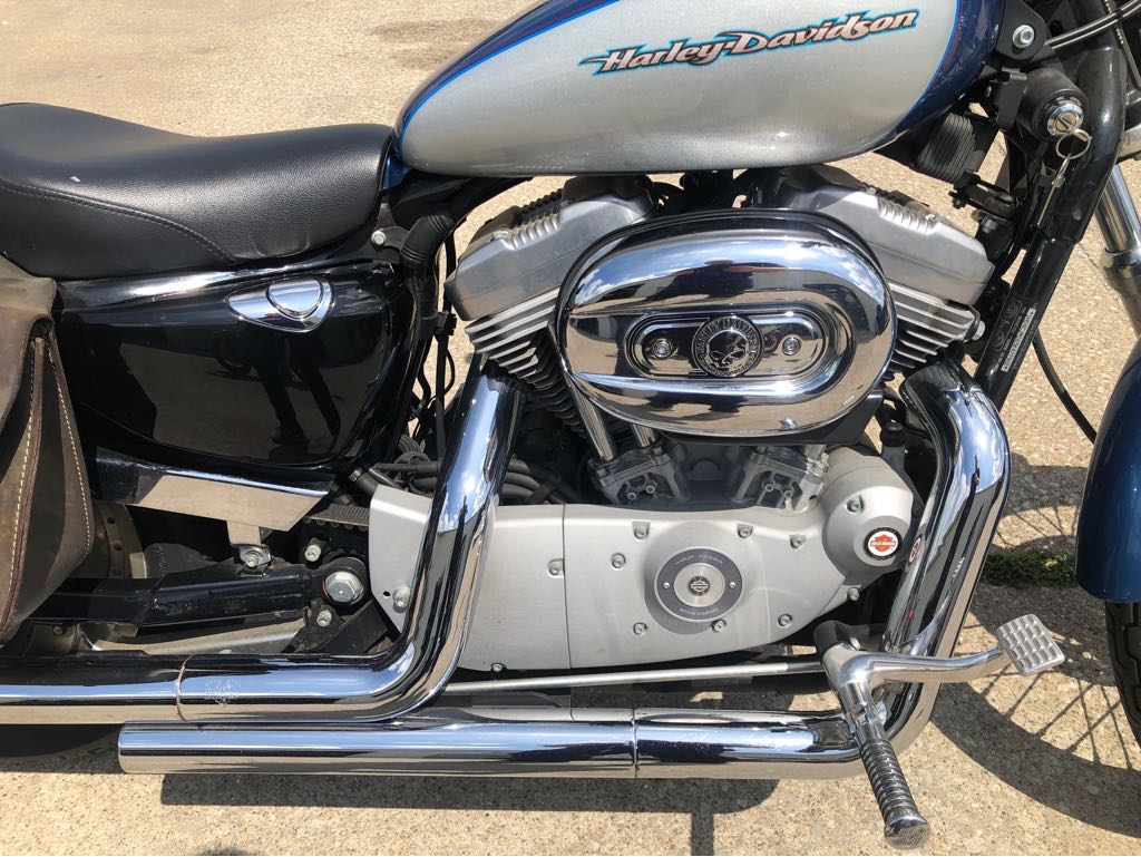 2005 Harley-Davidson® XL883C - Photo 13