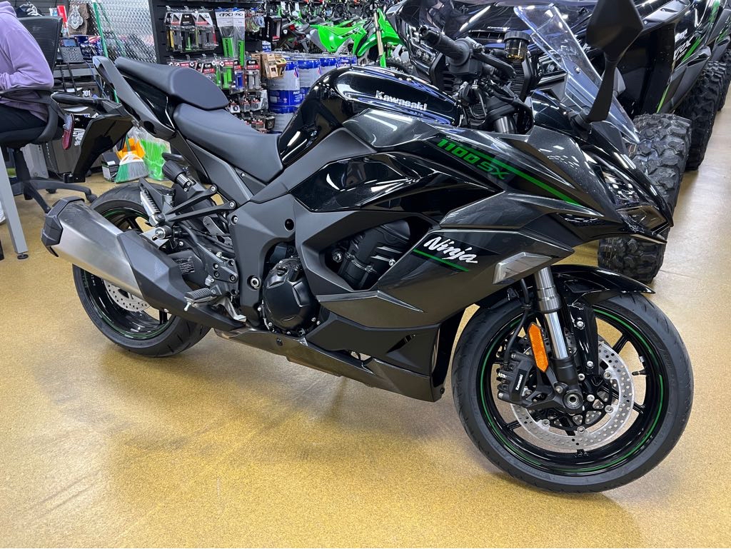 2025 Kawasaki Ninja® 1100SX ABS - Photo 2