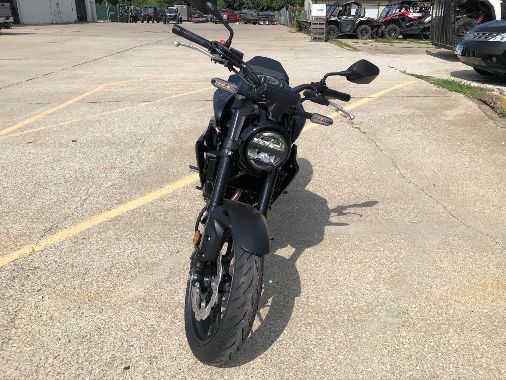 2025 Honda CB300R ABS - Photo 9