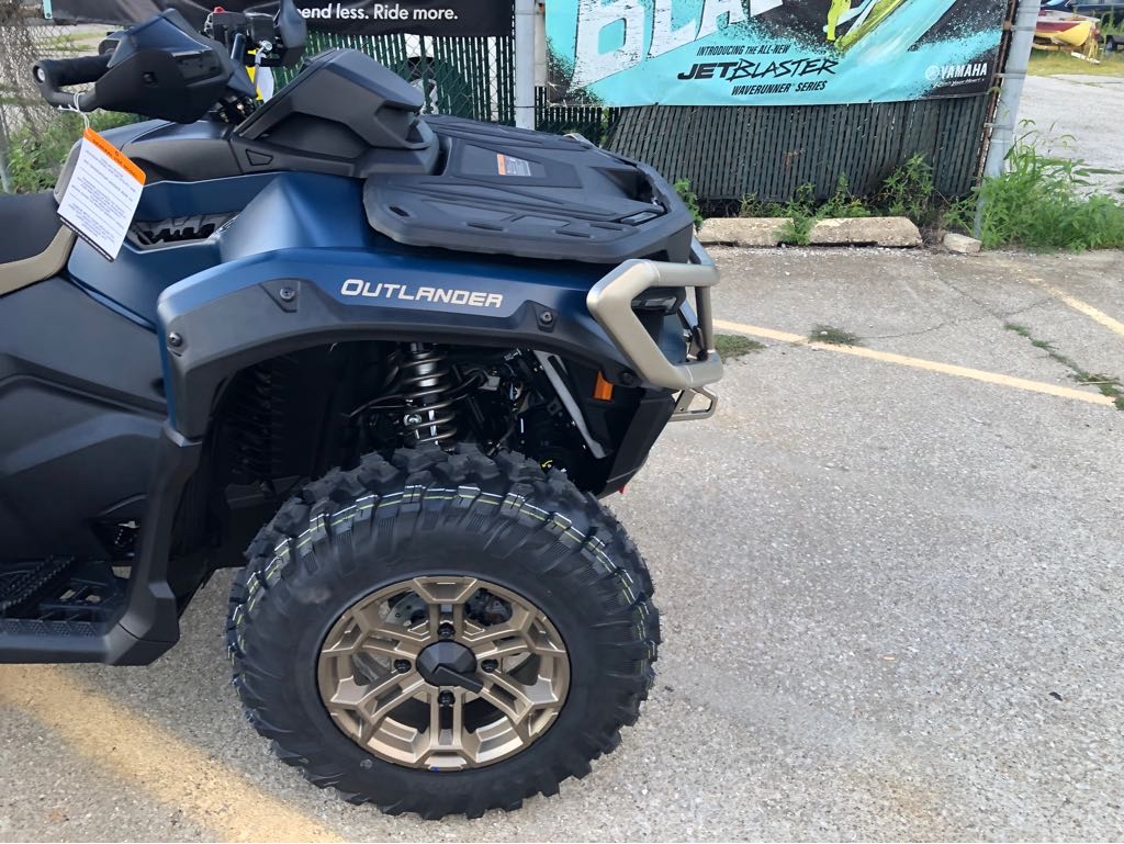 2025 Can-Am OUTLANDER MAX LTD 1000R - Photo 2