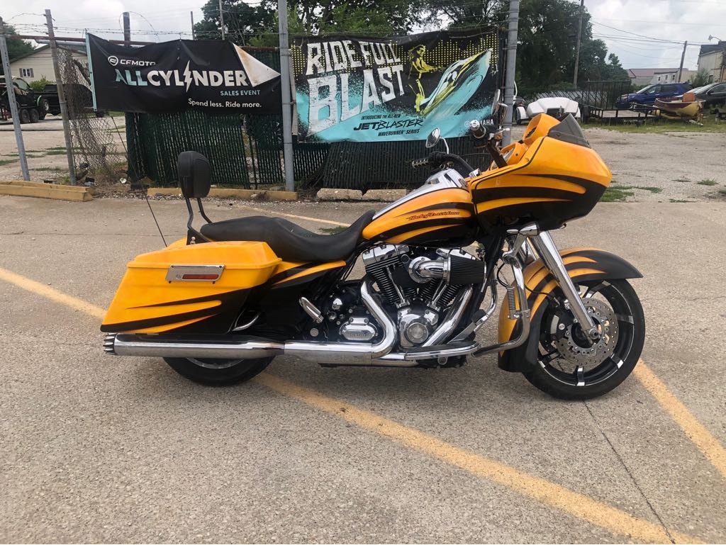 2010 Harley-Davidson® ROAD GLIDE - Photo 2