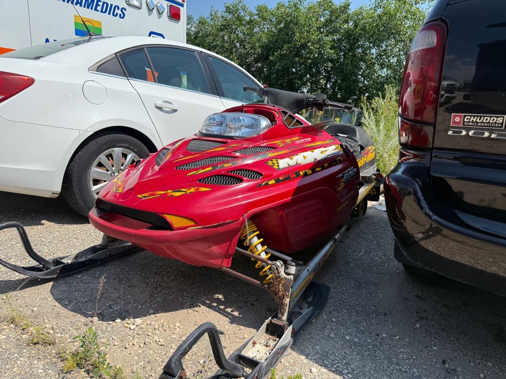 2001 Ski-Doo MX Z 600 SB - Photo 2