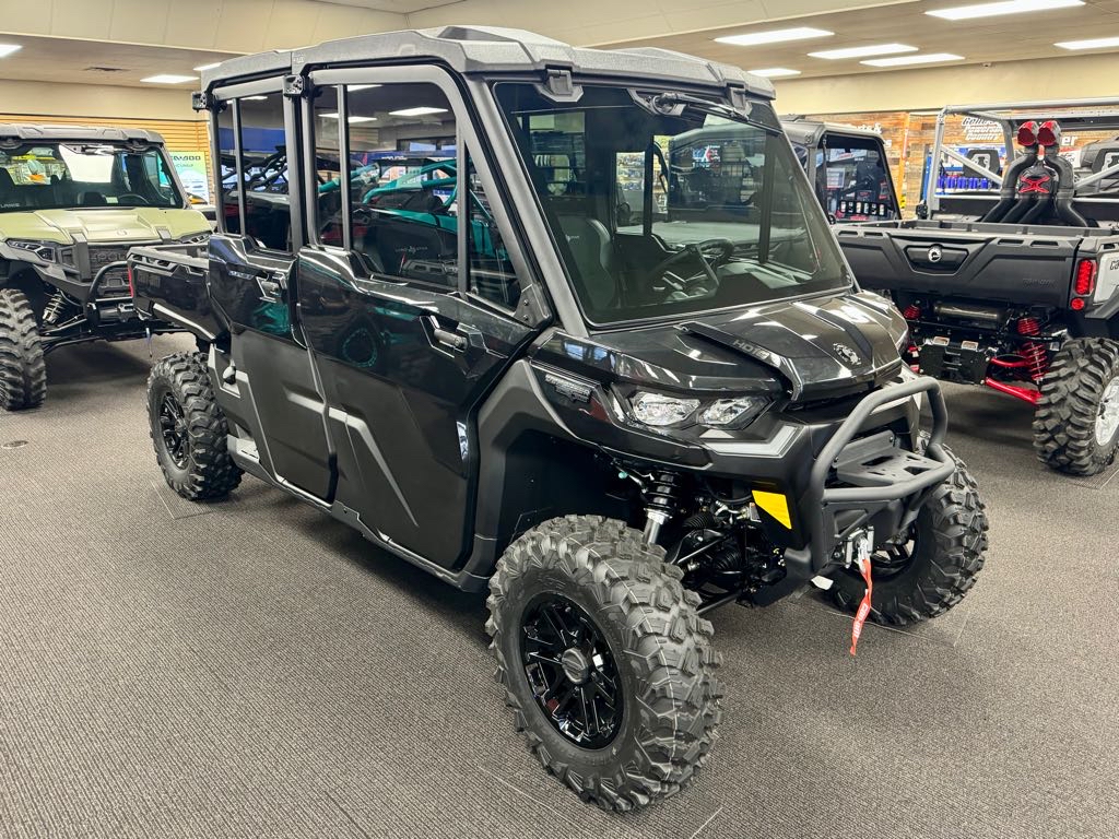 2025 Can-Am Defender MAX Lone Star Cab - Photo 2