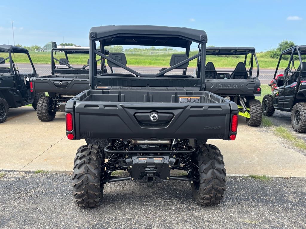 2025 Can-Am Defender XT HD10 - Photo 4