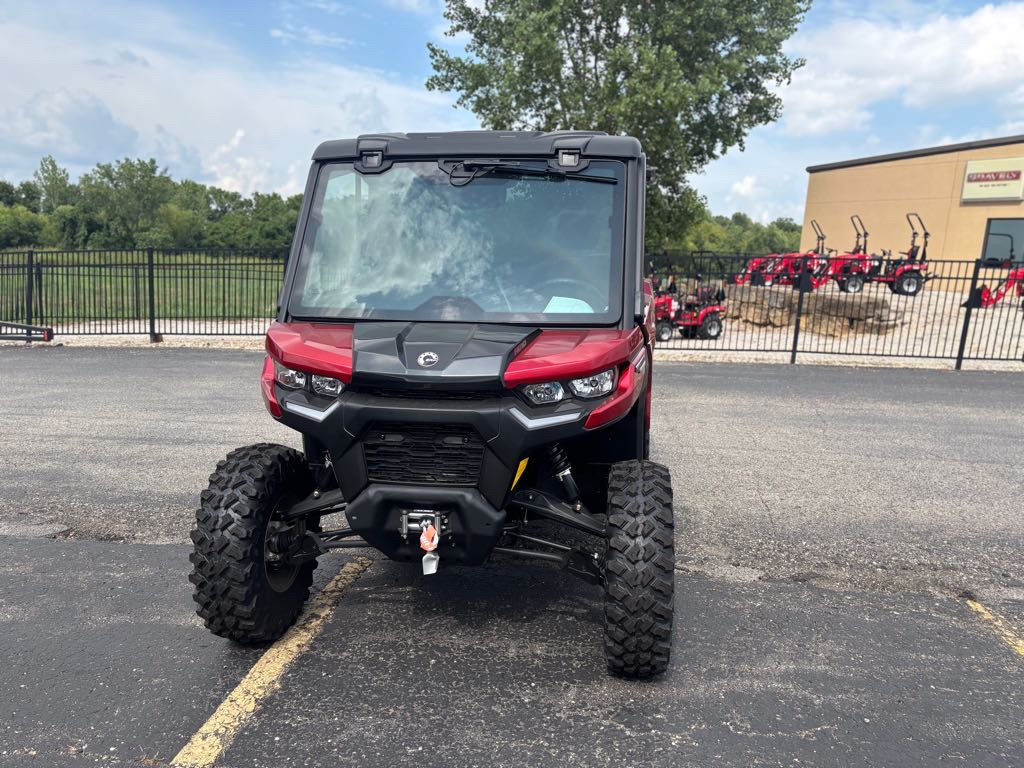 2025 Can-Am Defender Limited HD10 - Photo 4