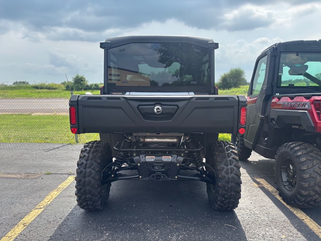 2025 Can-Am Defender Limited HD10 - Photo 5