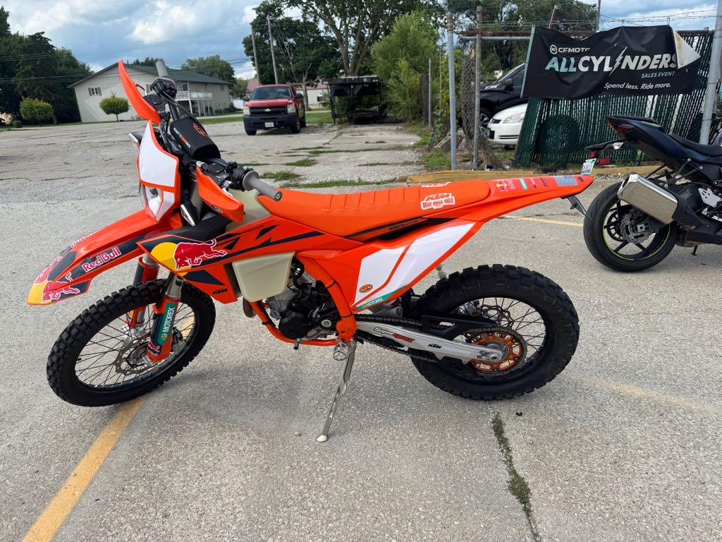 2025 KTM 350 EXC F CHAMPION EDITION - Photo 6