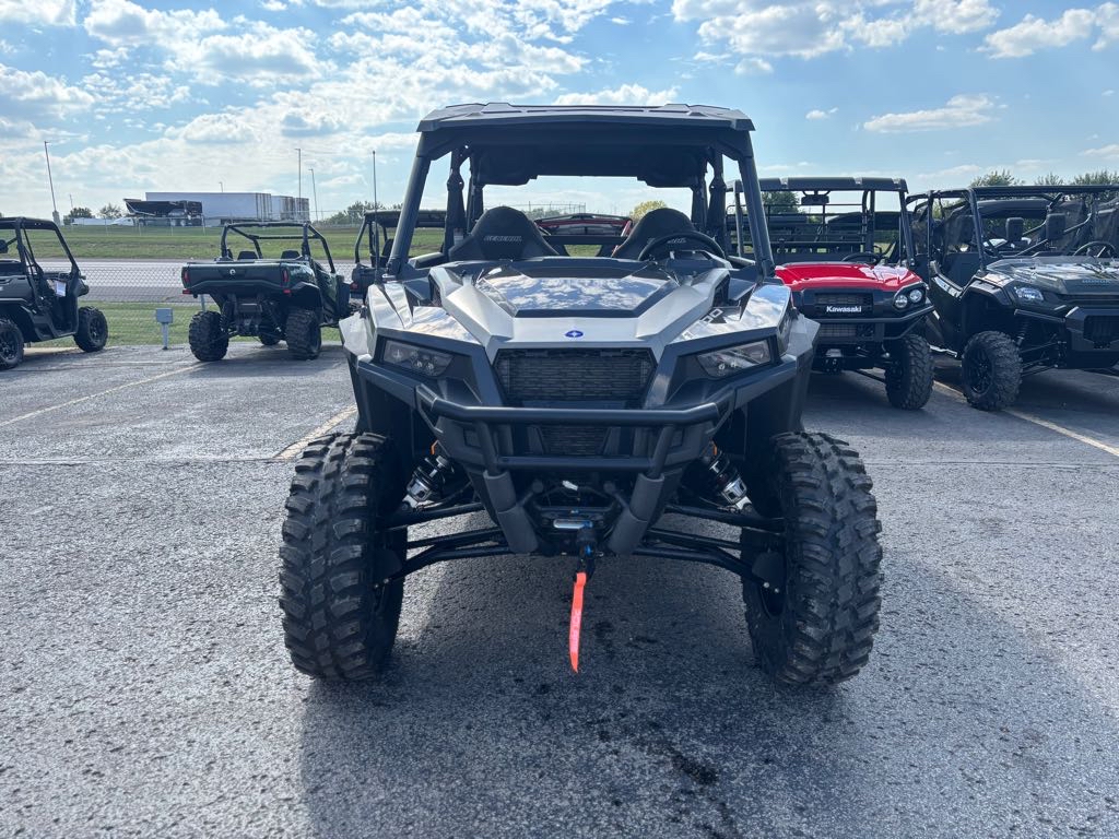 2025 Polaris GENERAL XP 4 1000 Ultimate - Photo 2