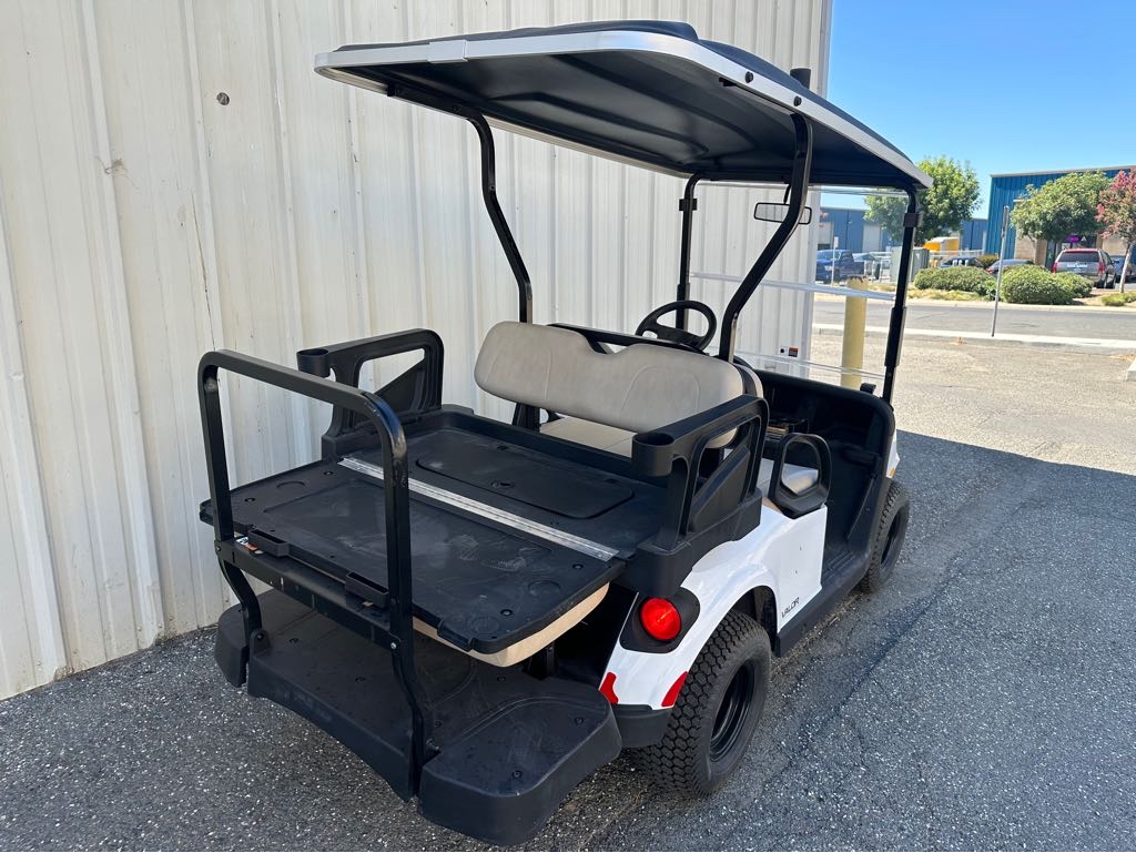 2023 E-Z-GO Valor 4 EX1 Gas - Photo 10