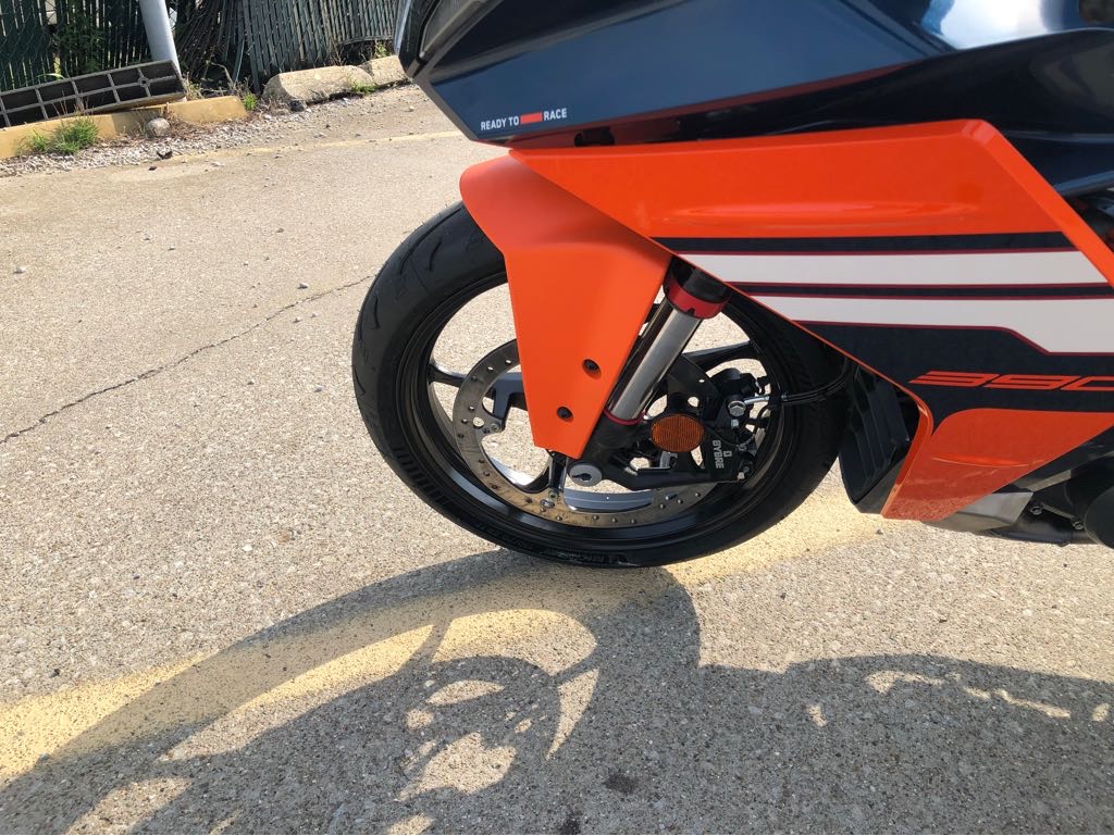 2024 KTM RC 390 - Photo 10