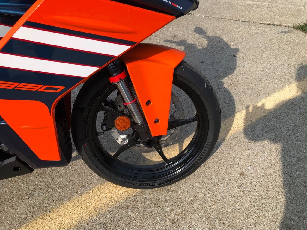 2024 KTM RC 390 - Photo 3
