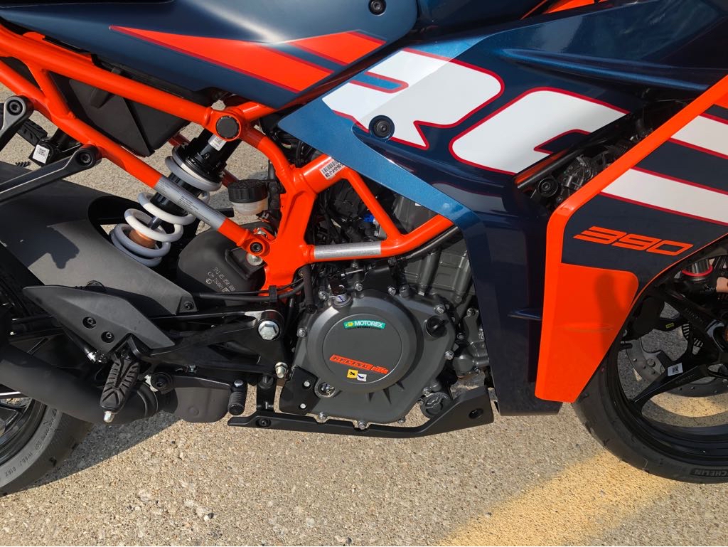2024 KTM RC 390 - Photo 4