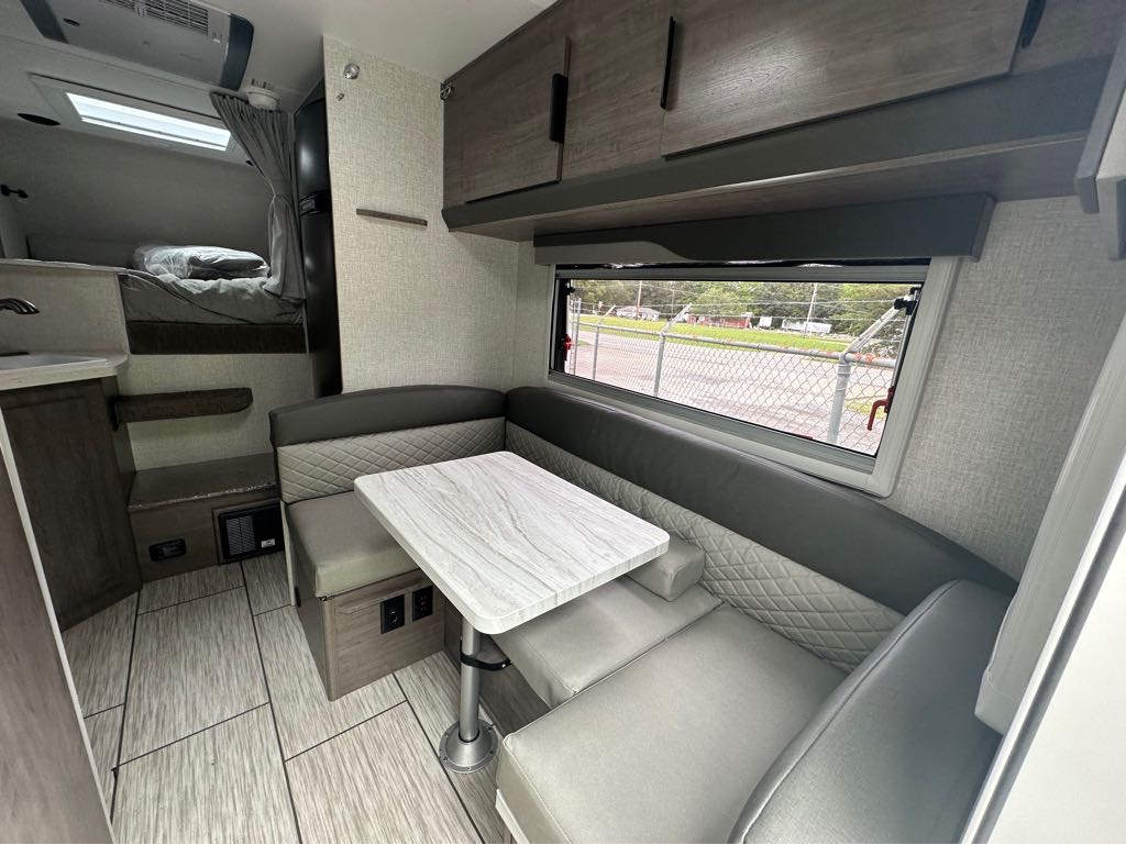2026 Lance Truck Camper 850 - Photo 6