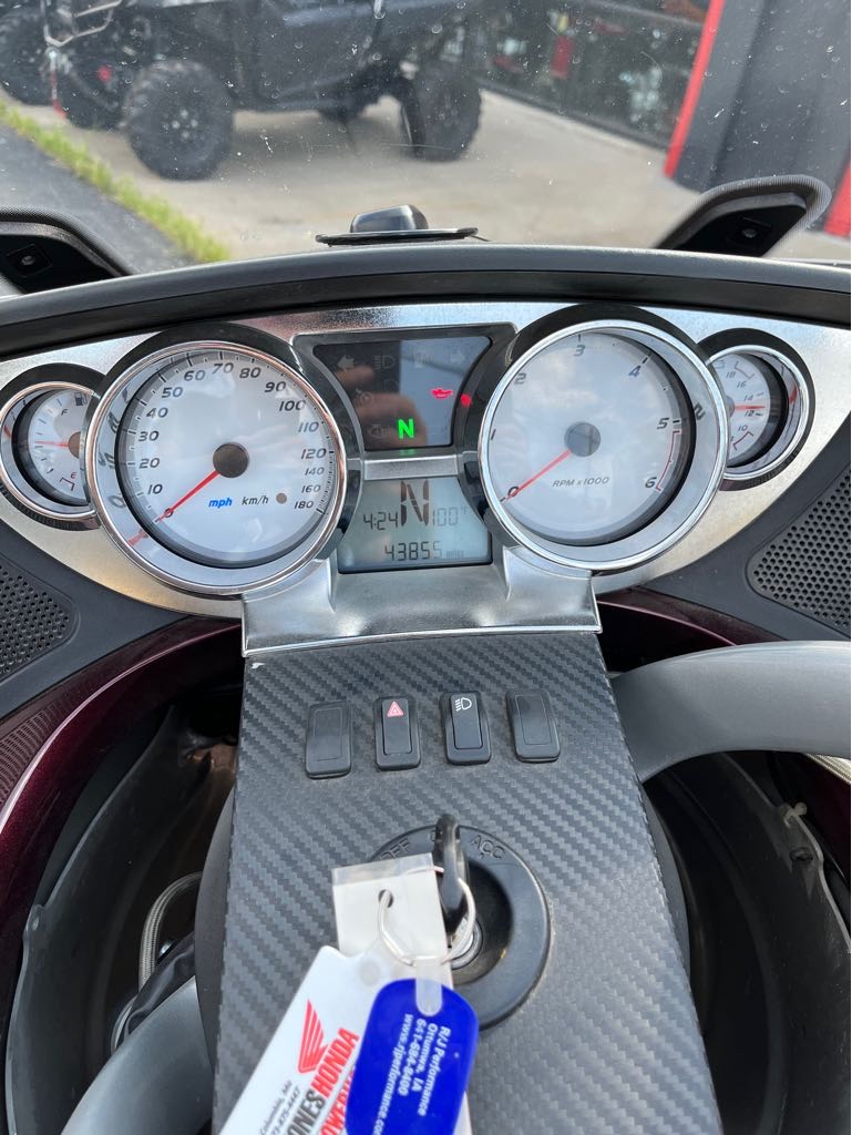 2009 Victory Motorcycles Vision��� Tour - Photo 5