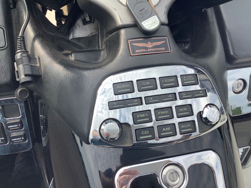 2002 Honda Goldwing GL1800 - Photo 12