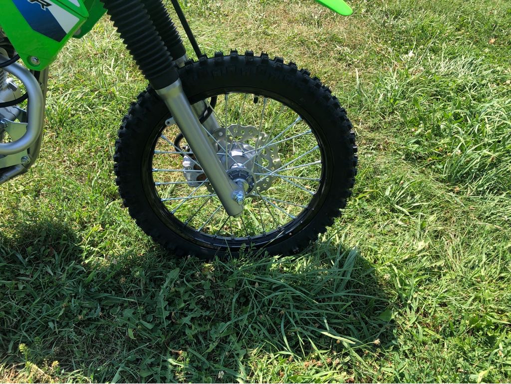 2026 Kawasaki KLX 140R - Photo 3